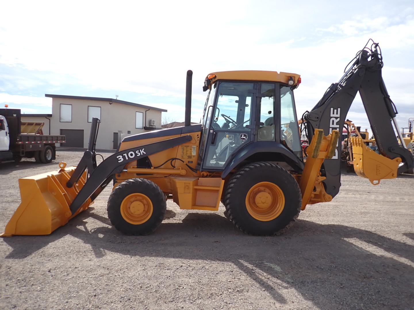 ./imagenes/INVOICE/2019/16498/RETROEXCAVADORA JOHN DEERE_310SK (14).JPG